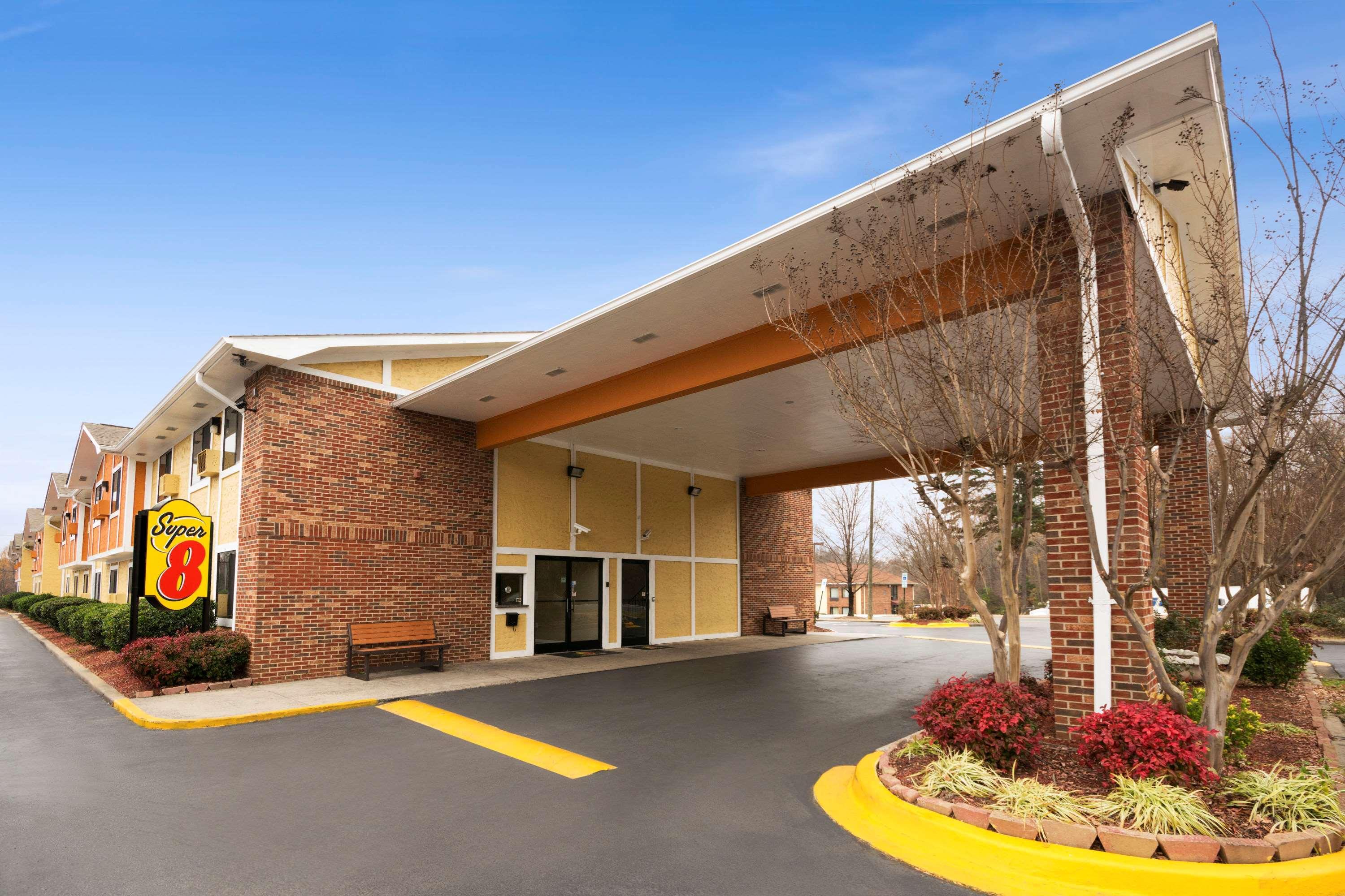 Super 8 By Wyndham Charlotte University Экстерьер фото