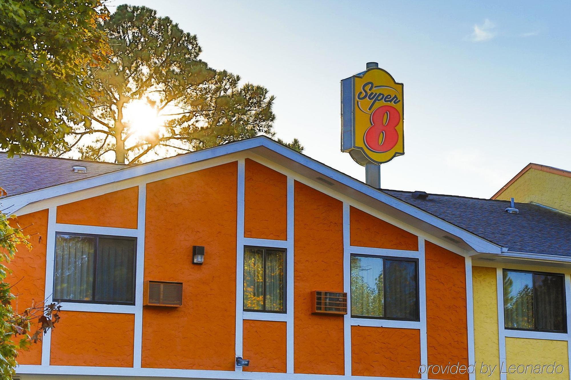 Super 8 By Wyndham Charlotte University Экстерьер фото